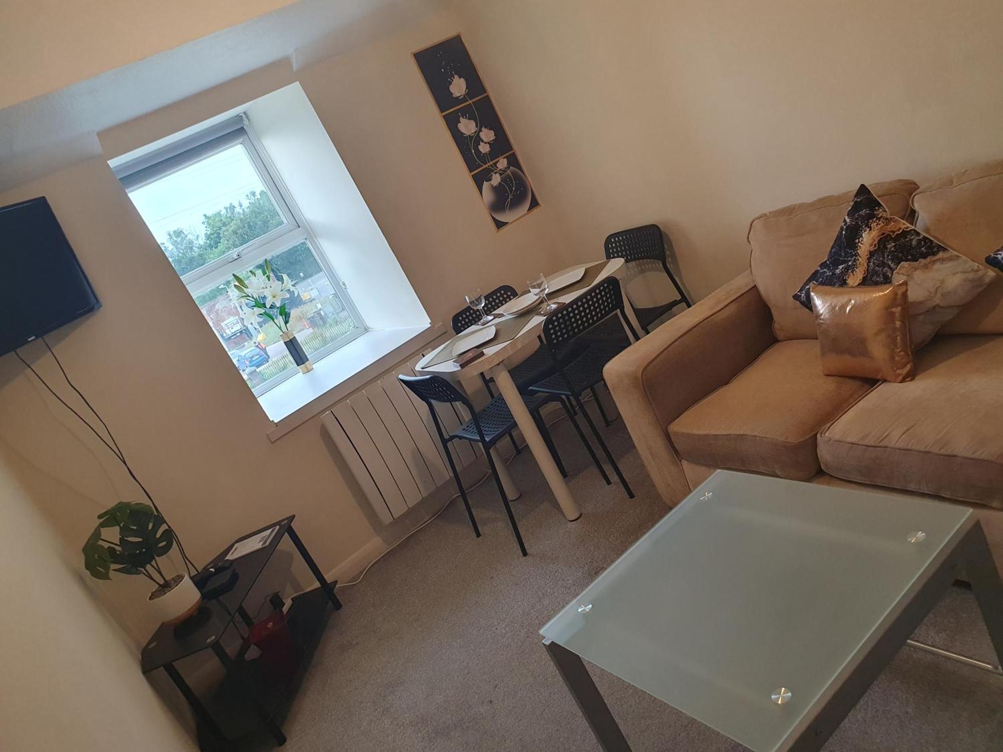 Lovely 1Bedrood Apartment Гилдфорд Екстериор снимка