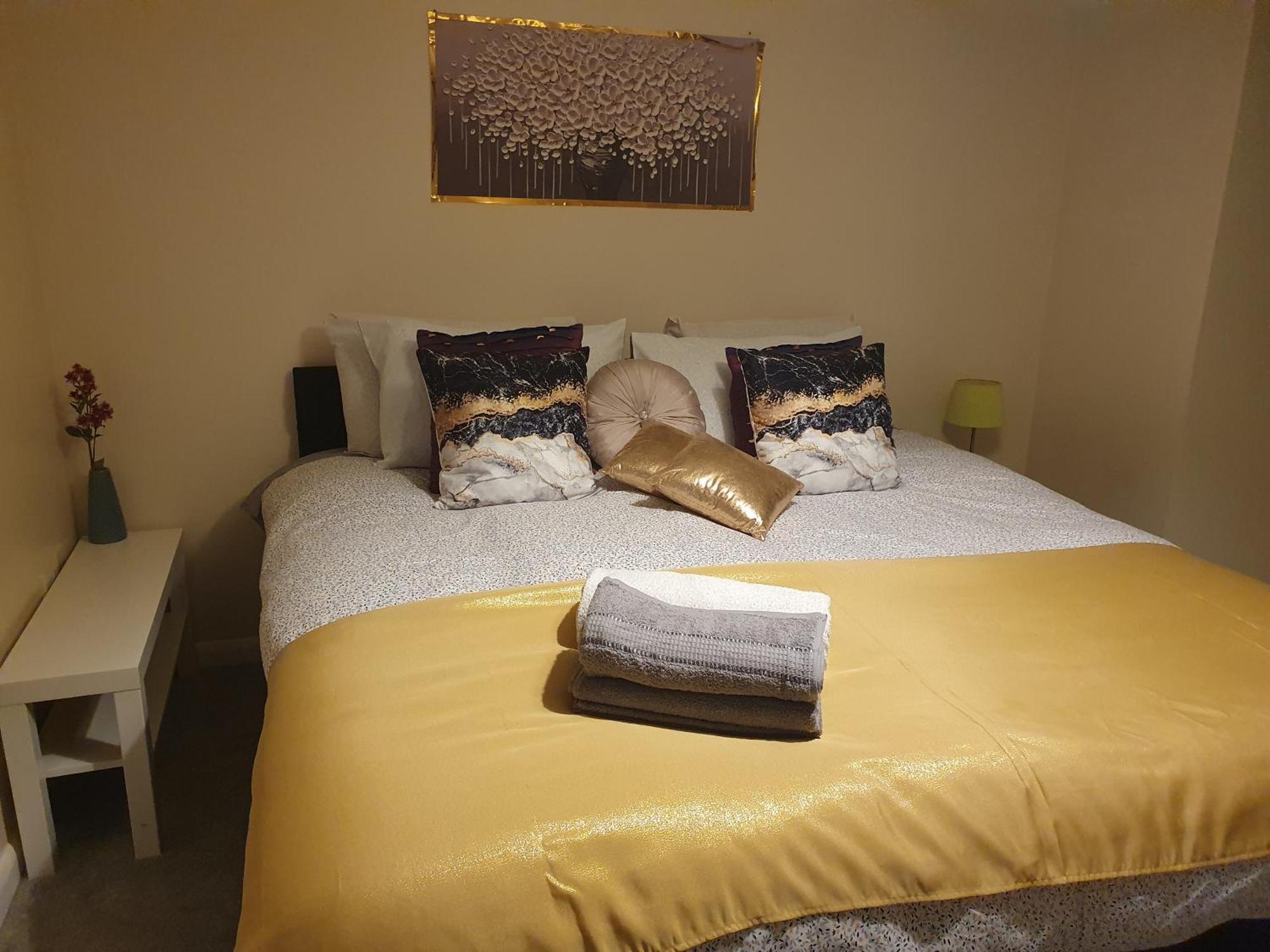 Lovely 1Bedrood Apartment Гилдфорд Екстериор снимка