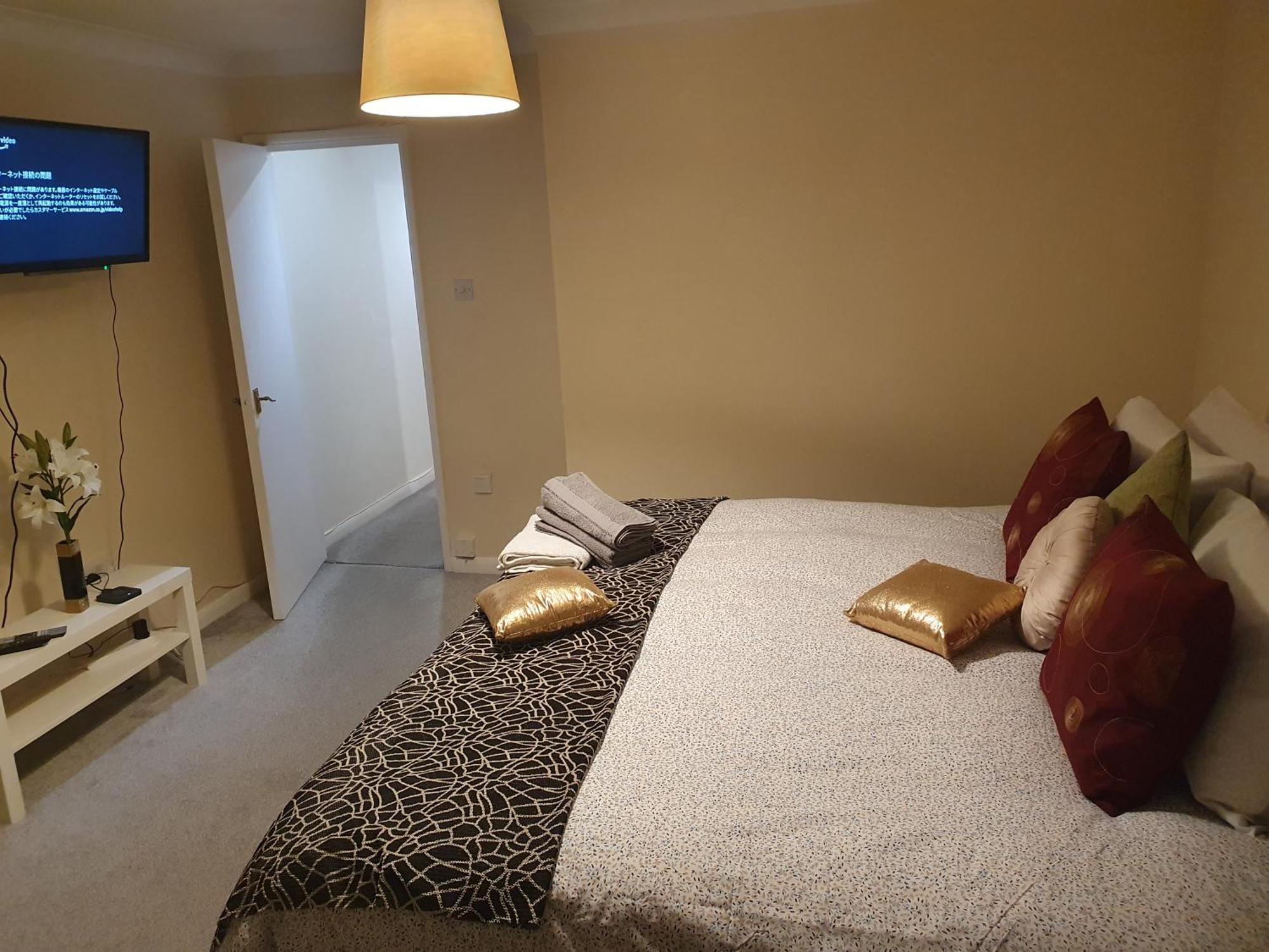 Lovely 1Bedrood Apartment Гилдфорд Екстериор снимка