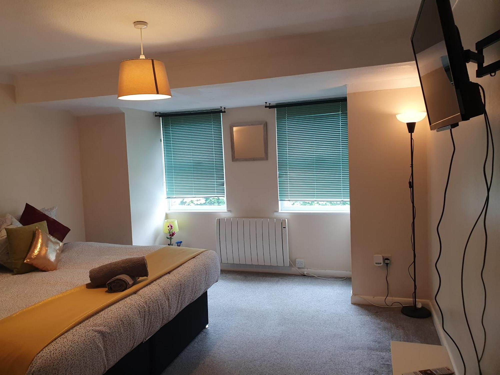 Lovely 1Bedrood Apartment Гилдфорд Екстериор снимка