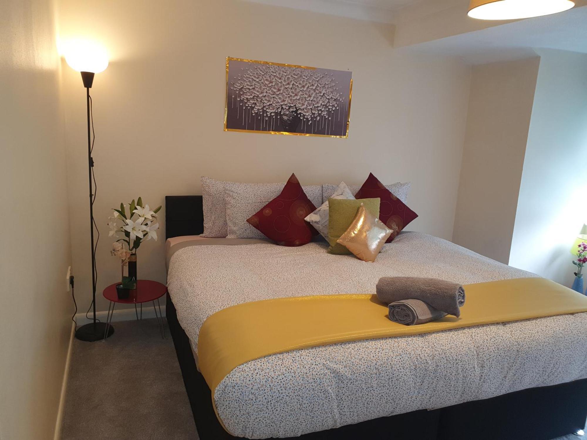 Lovely 1Bedrood Apartment Гилдфорд Екстериор снимка